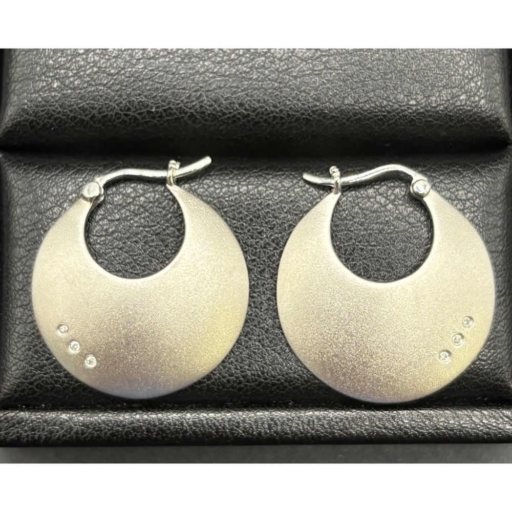 New Condition Modernist Sterling Silver Genuine Diamond Disc Hoop Earring 6G E18